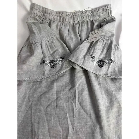 Girl Krazy Womens Grey Embroidered Ruffled Off Shoulder‎ Blouse Small - Picture 4 of 7